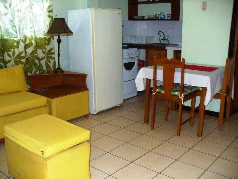 Tobago Island Suites Bethel Exterior photo